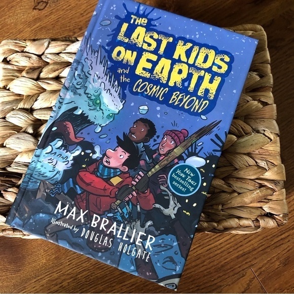 The Last Kids on Earth: and the Cosmic Beyond hardback book - Picture 1 of 6